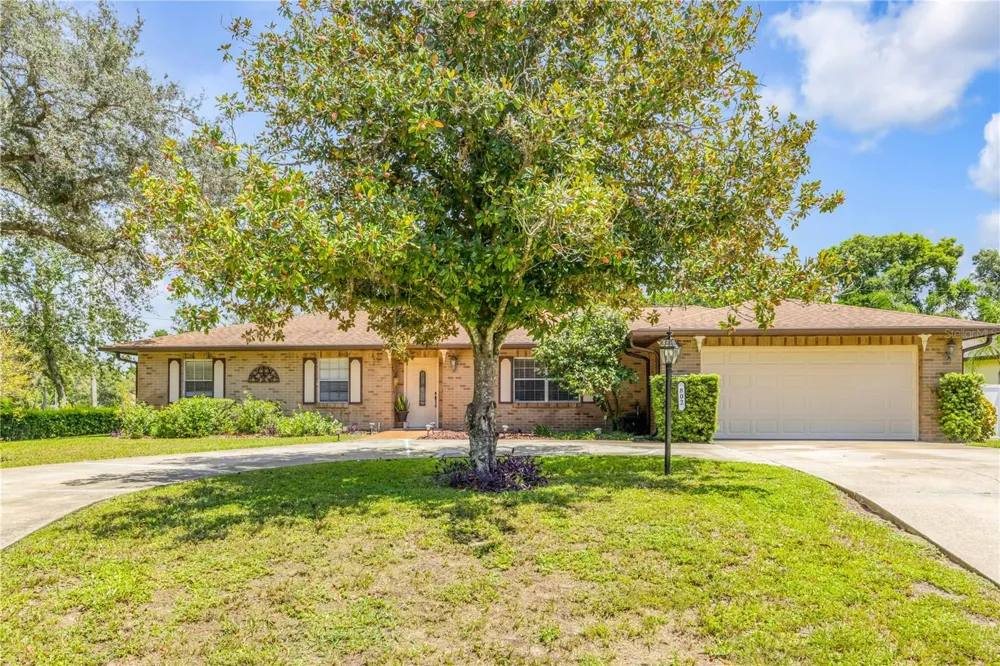 802 SYLVIA DRIVE Deltona, FL 32725