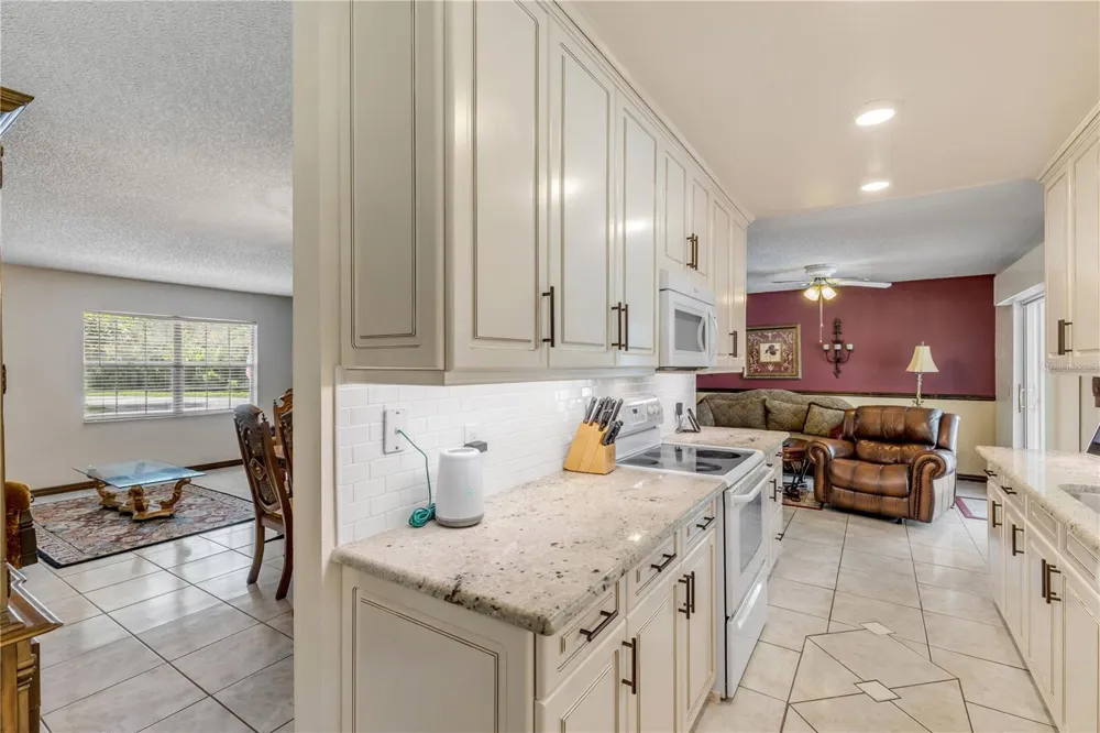 802 SYLVIA DRIVE Deltona, FL 32725