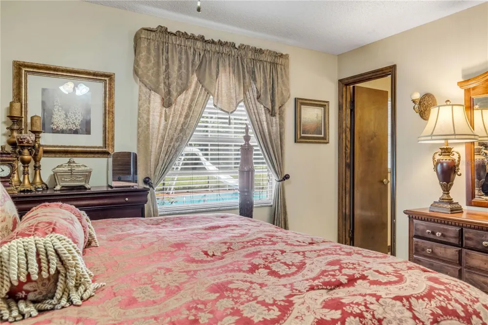 802 SYLVIA DRIVE Deltona, FL 32725