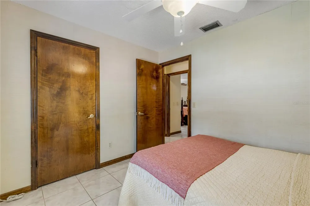 802 SYLVIA DRIVE Deltona, FL 32725