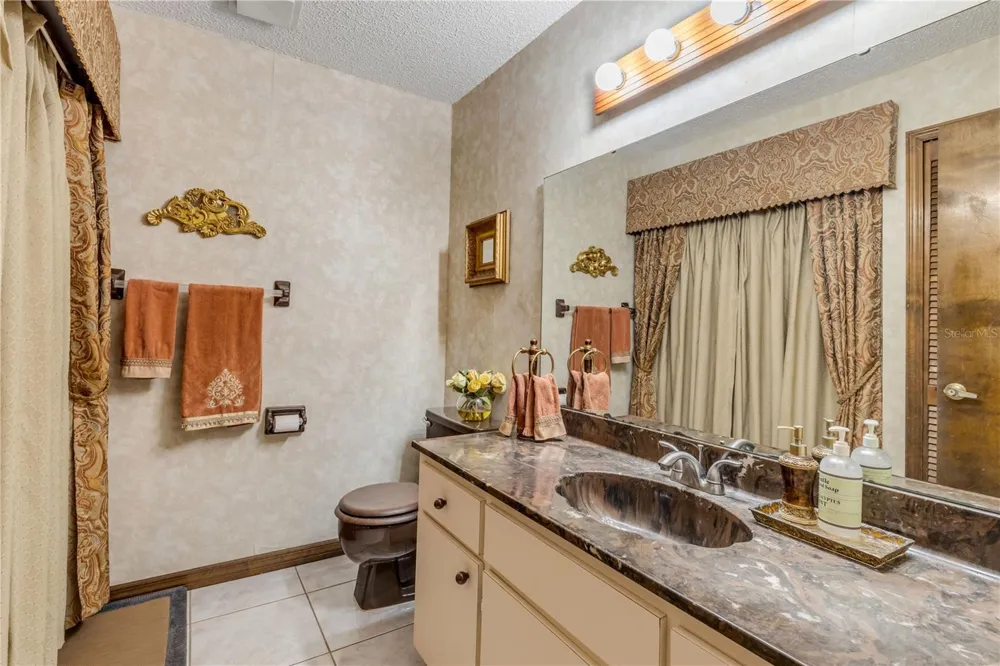 802 SYLVIA DRIVE Deltona, FL 32725