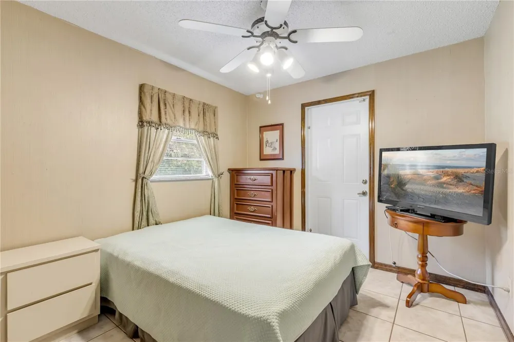 802 SYLVIA DRIVE Deltona, FL 32725