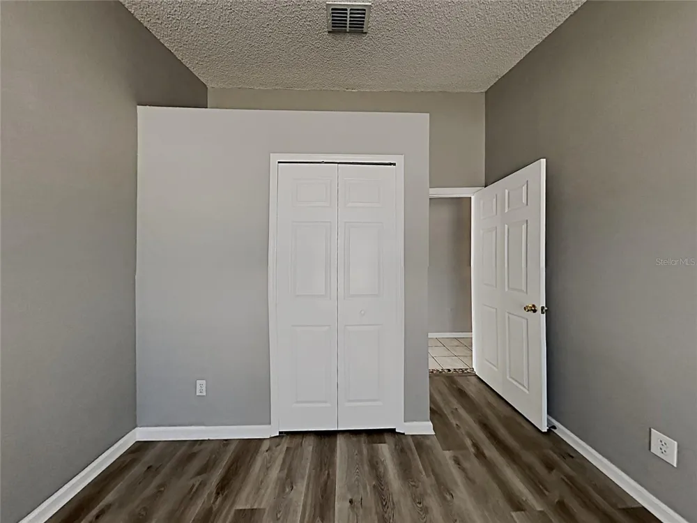 7135 EDGEWATER SHORES COURT Orlando, FL 32810