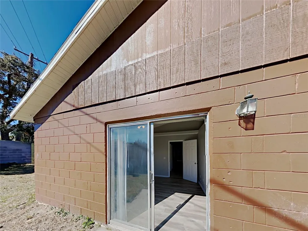 7135 EDGEWATER SHORES COURT Orlando, FL 32810