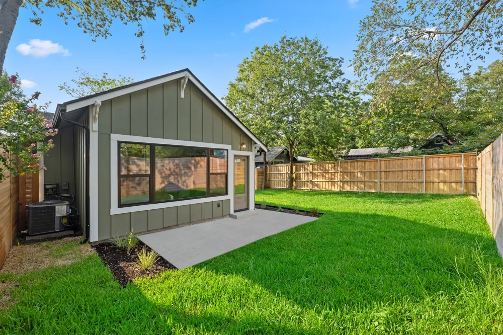 3304 Harris Park Avenue Austin, TX 78705