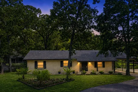 243 Shoreline Drive