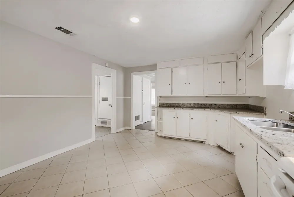 1050 Dubois Street Denison, TX 75020