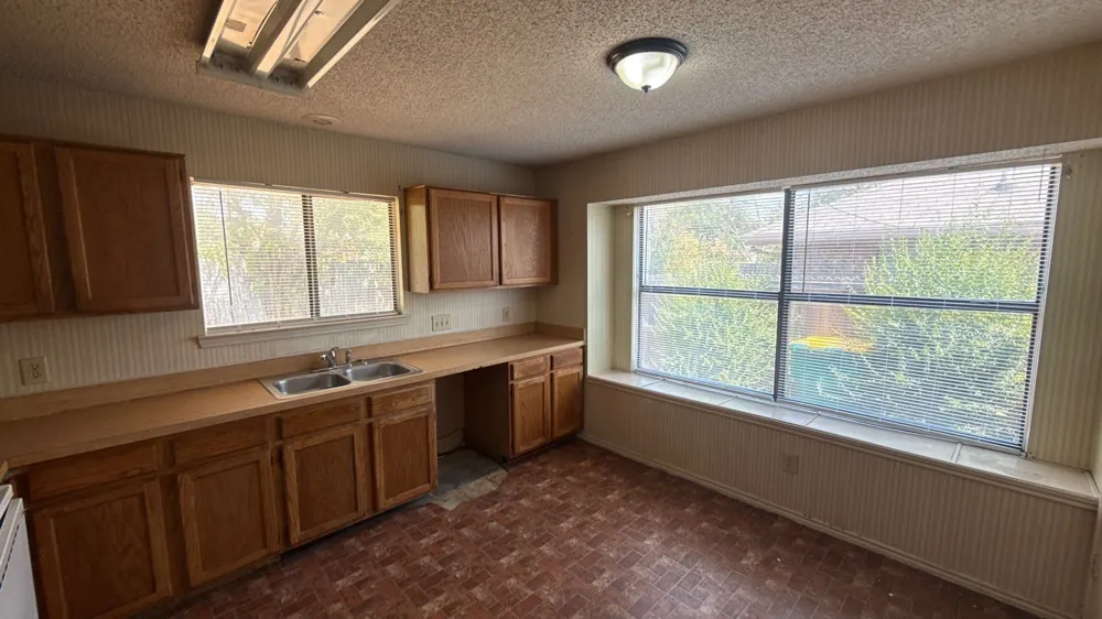 914 Larue Drive Cedar Hill, TX 75104