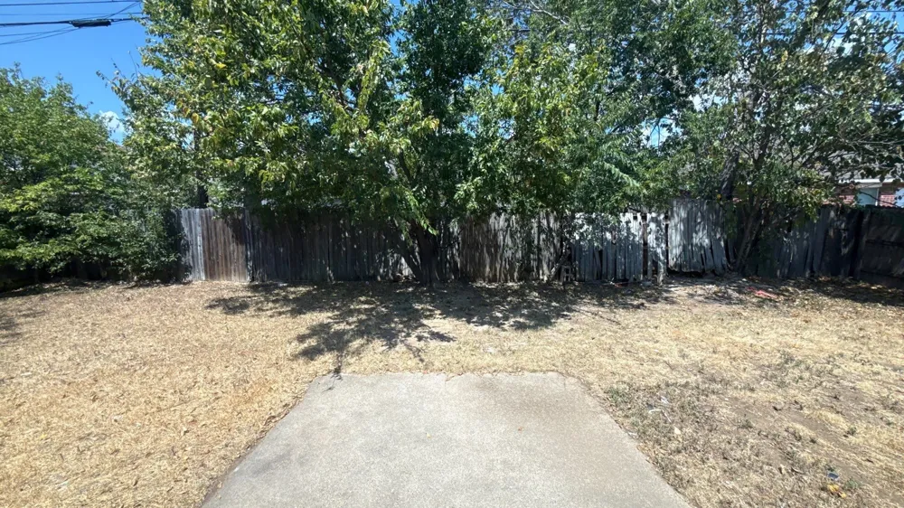 914 Larue Drive Cedar Hill, TX 75104