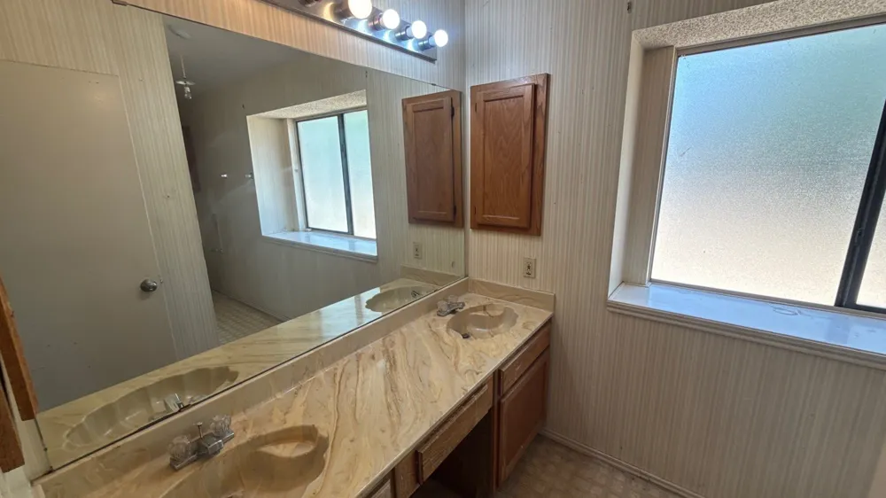 914 Larue Drive Cedar Hill, TX 75104