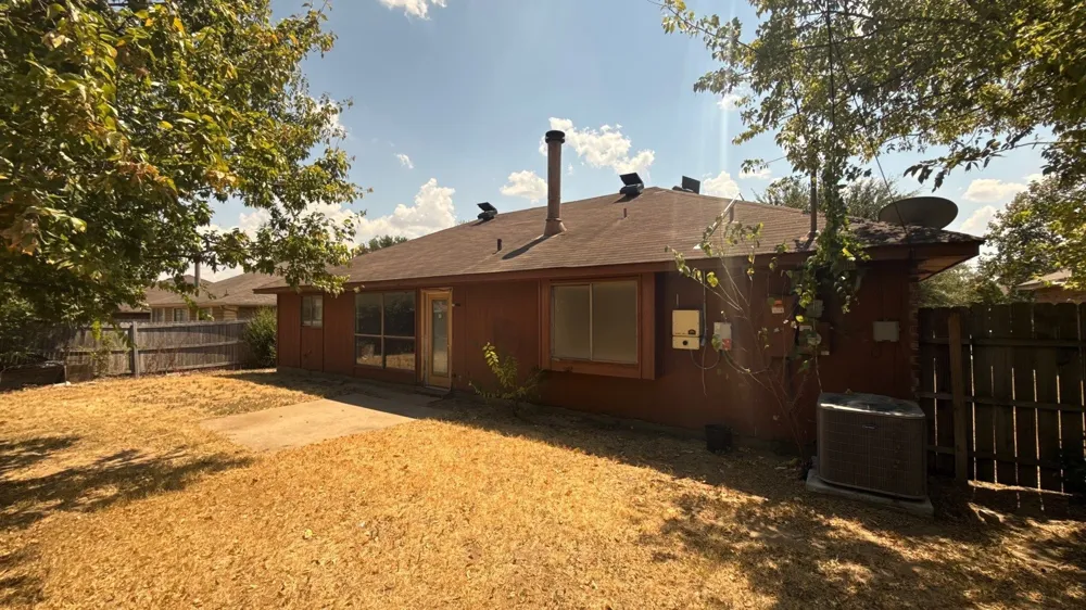 914 Larue Drive Cedar Hill, TX 75104