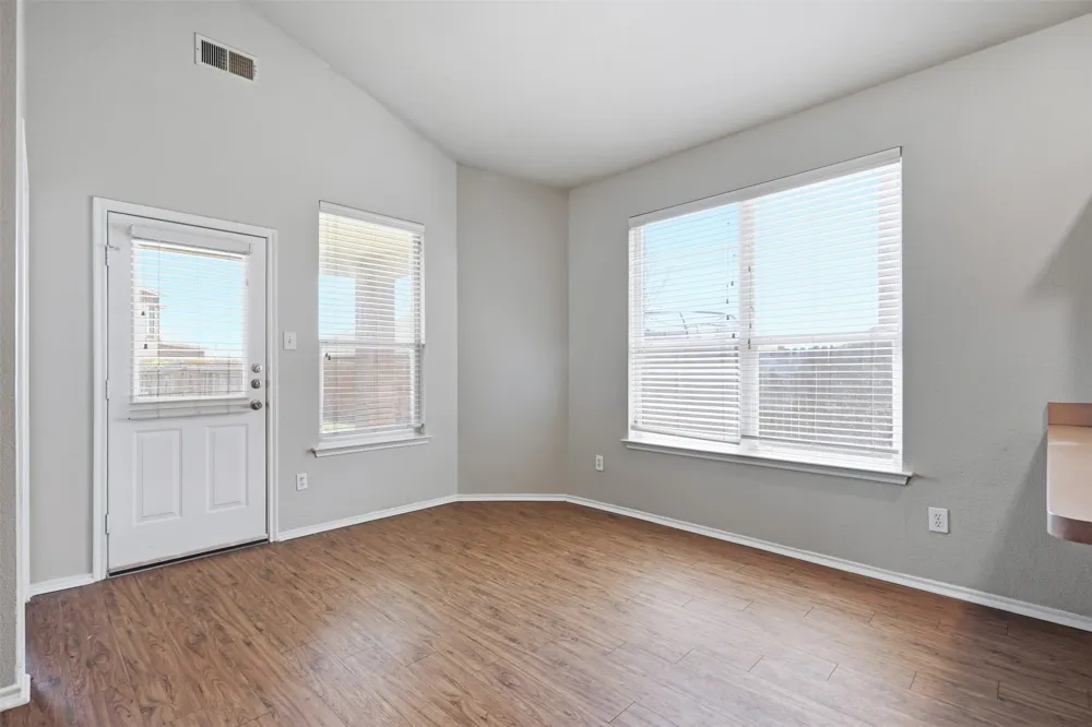 1113 Beaverwood Lane Crowley, TX 76036