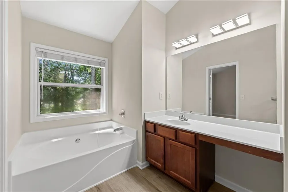 2626 Fresian Court Buford, GA 30519