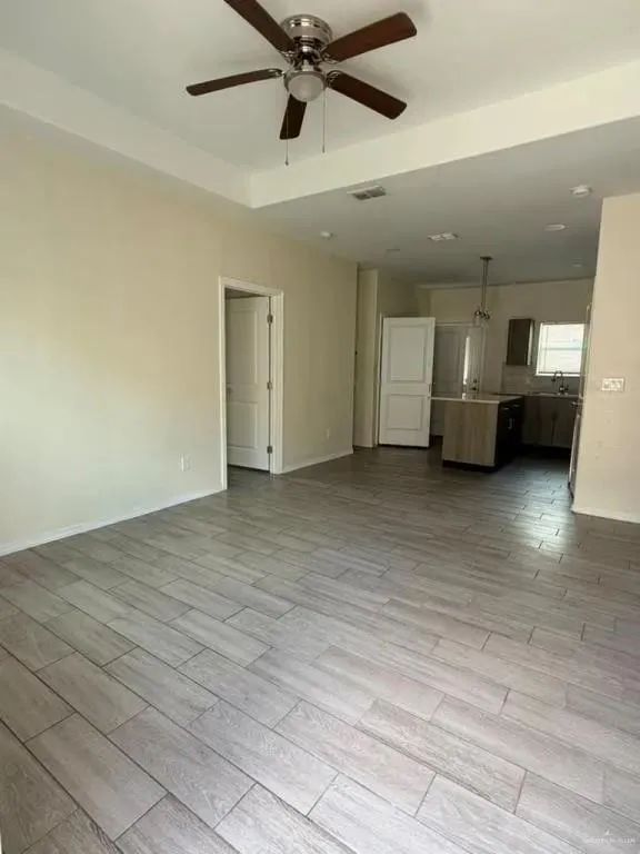 1613 Broome Street Edinburg, TX 78541