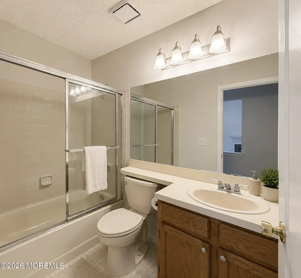 17 Old Orchard Lane Ocean, NJ 07712