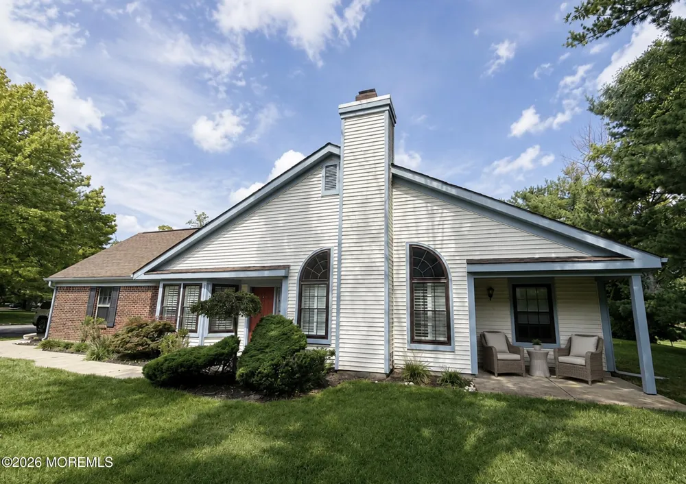 17 Old Orchard Lane Ocean, NJ 07712