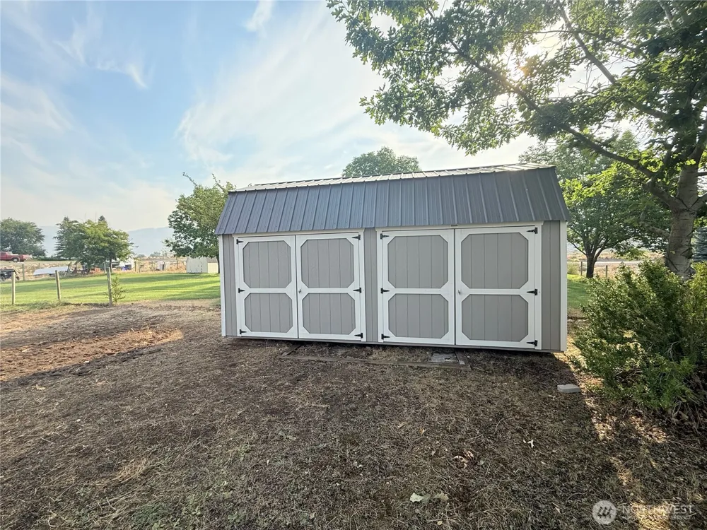 4 River Overlook Street Omak, WA 98841