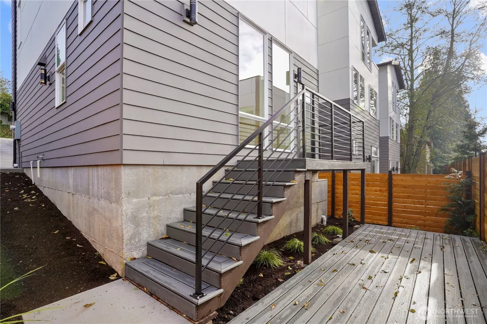 9013 14th Avenue SW Seattle, WA 98106