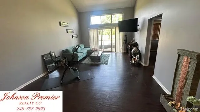 32400 Gateway Drive #3 Romulus City, MI 48174