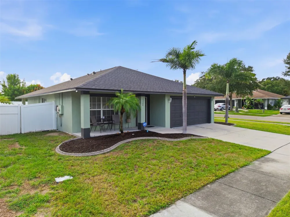 15544 FLORIDA BREEZE LOOP Wimauma, FL 33598