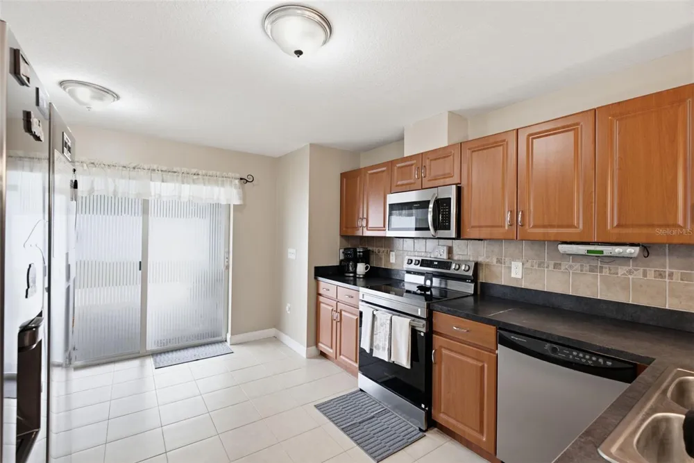 15544 FLORIDA BREEZE LOOP Wimauma, FL 33598