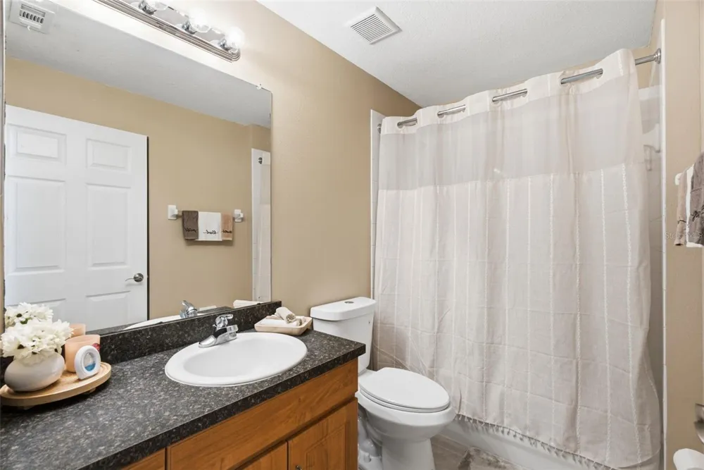 15544 FLORIDA BREEZE LOOP Wimauma, FL 33598