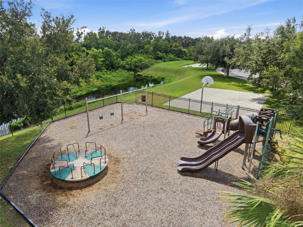 15544 FLORIDA BREEZE LOOP Wimauma, FL 33598