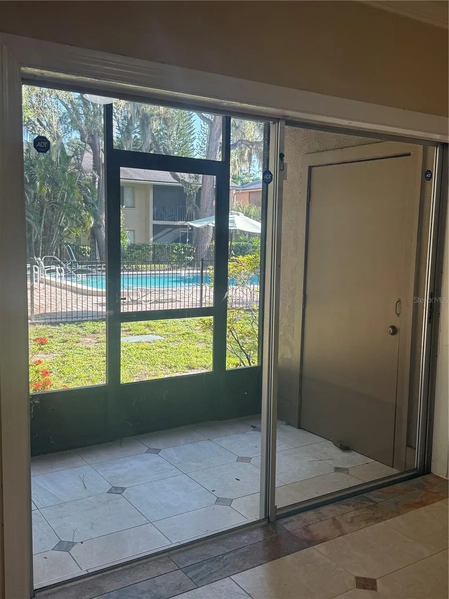 7509 PITCH PINE CIRCLE #121 Tampa, FL 33617