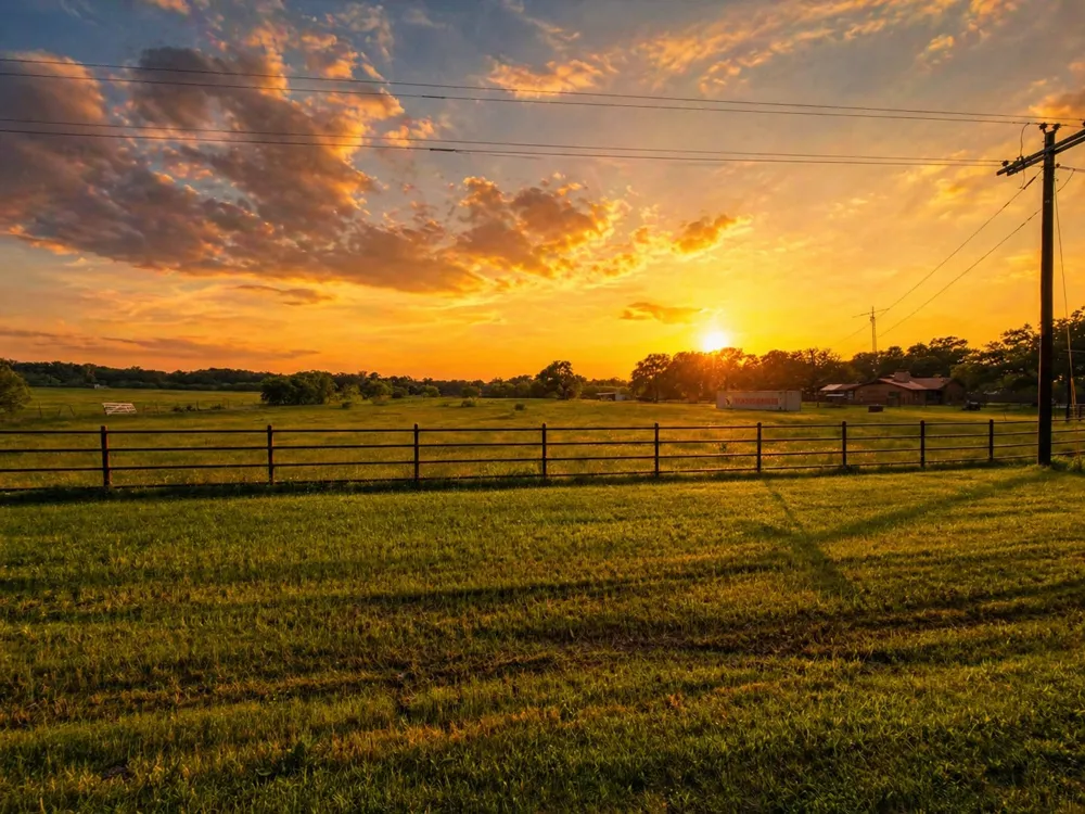 1076 FM 2095 Cameron, TX 76520