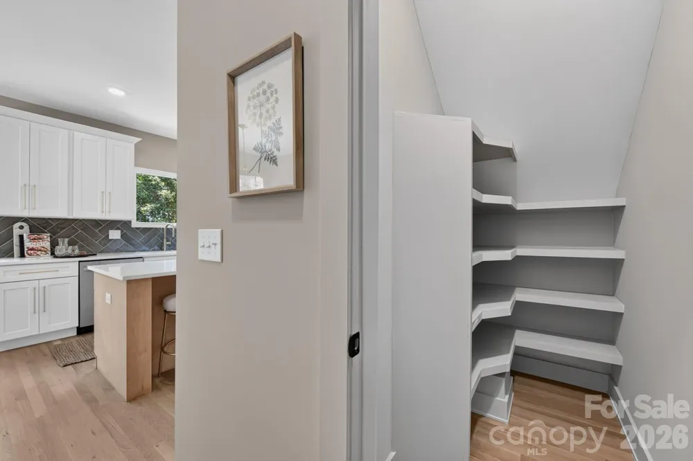 5151 Grafton Drive Charlotte, NC 28215