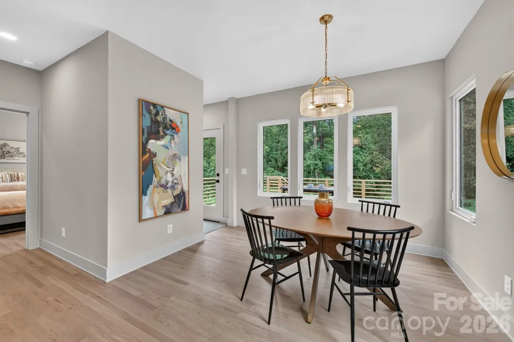 5151 Grafton Drive Charlotte, NC 28215