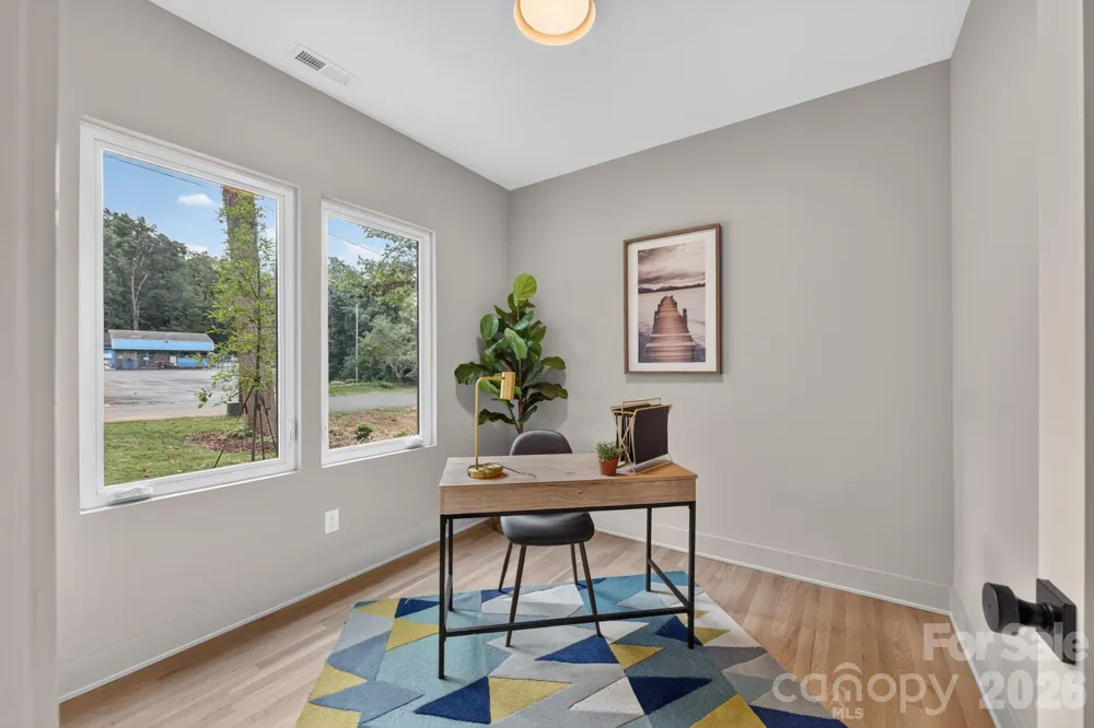 5151 Grafton Drive Charlotte, NC 28215