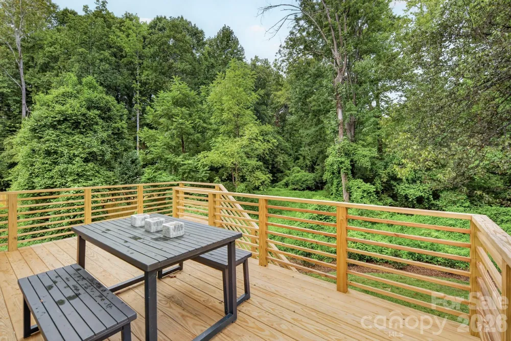 5151 Grafton Drive Charlotte, NC 28215