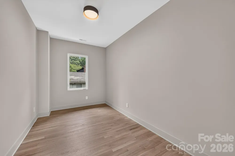 5151 Grafton Drive Charlotte, NC 28215