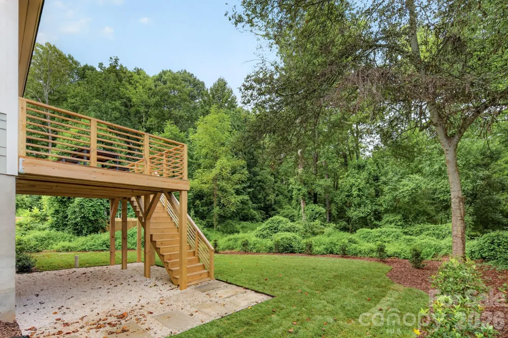 5151 Grafton Drive Charlotte, NC 28215