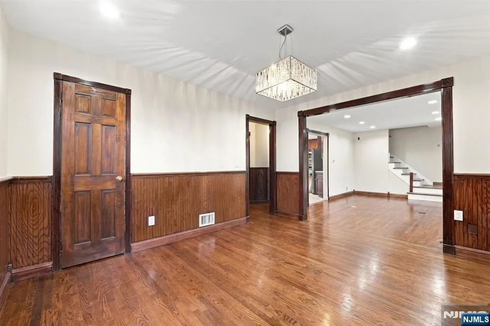 683-685 Mill Belleville, NJ 07109