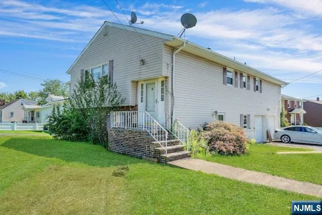 633 Totowa Road Totowa, NJ 07512