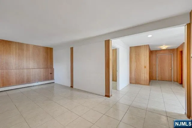 633 Totowa Road Totowa, NJ 07512