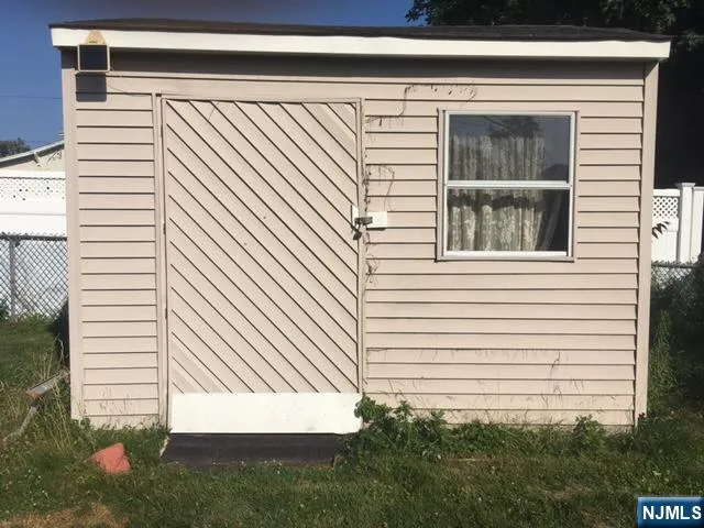 633 Totowa Road Totowa, NJ 07512