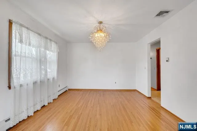 633 Totowa Road Totowa, NJ 07512