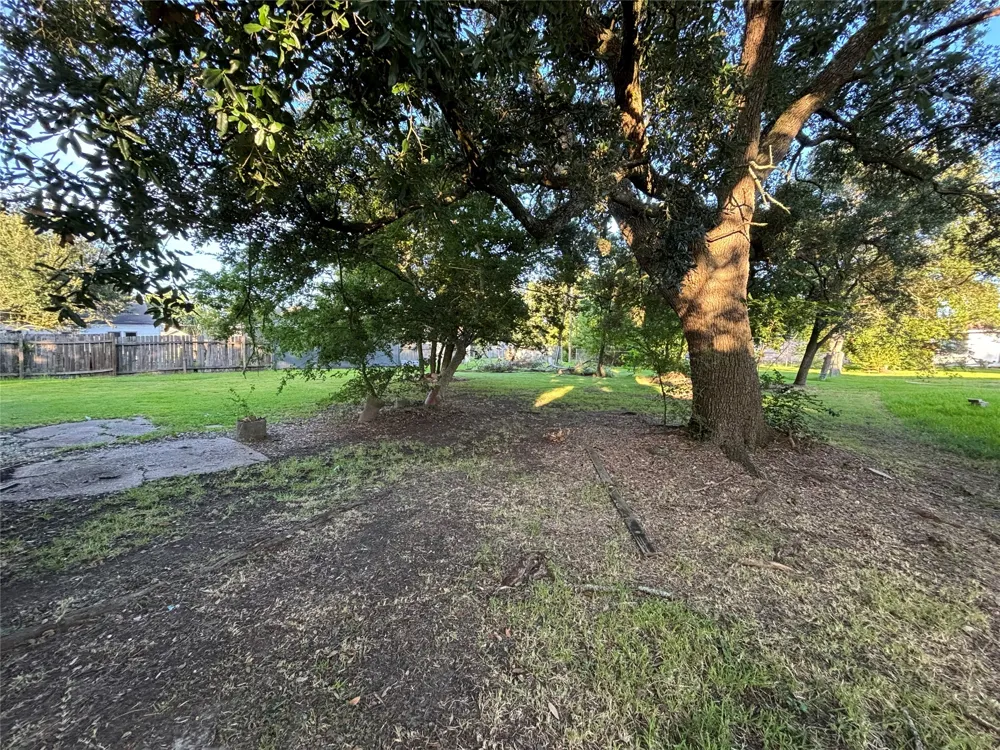 2408 19th Street Port Arthur, TX 77640