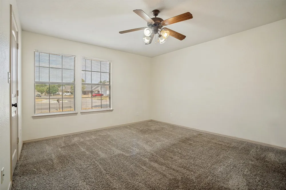 1114 Mulkey Lane Denton, TX 76209