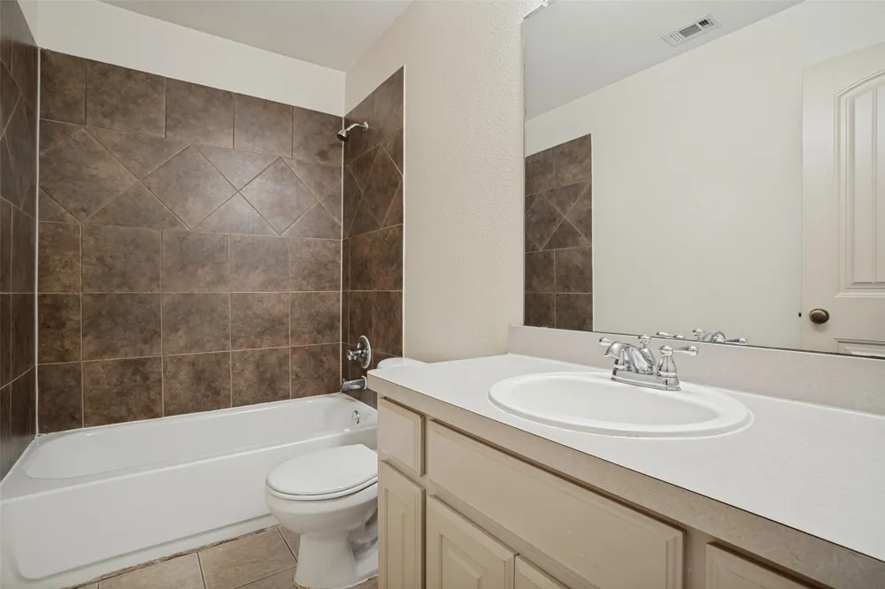 1114 Mulkey Lane Denton, TX 76209