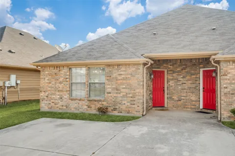 1114 Mulkey Lane