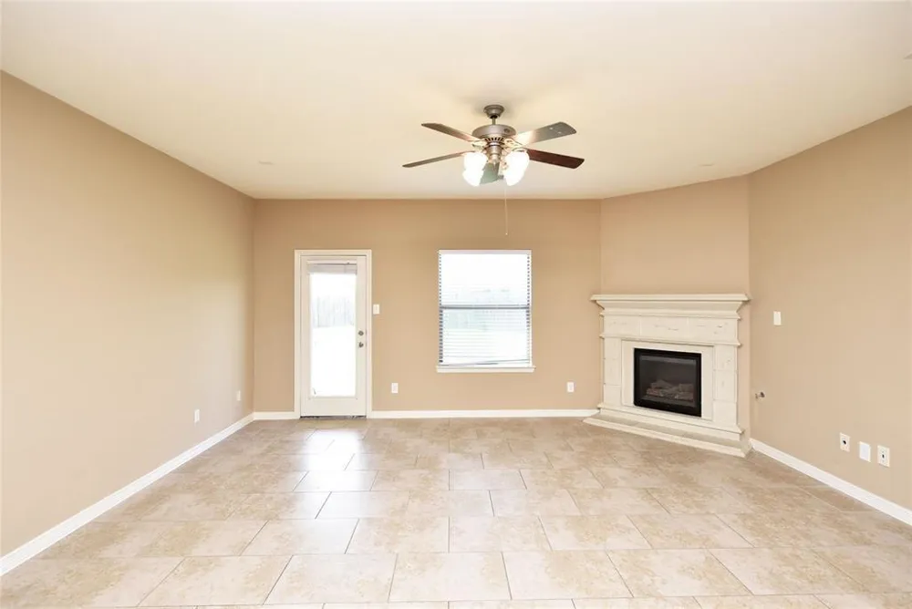 4050 Calaway Oaks Lane Katy, TX 77494