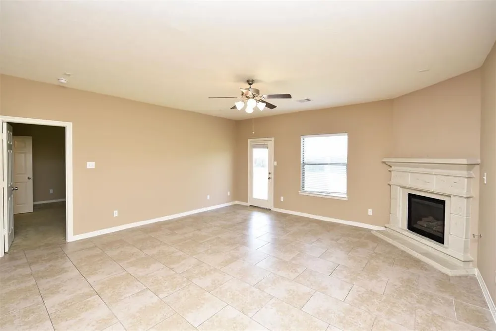 4050 Calaway Oaks Lane Katy, TX 77494