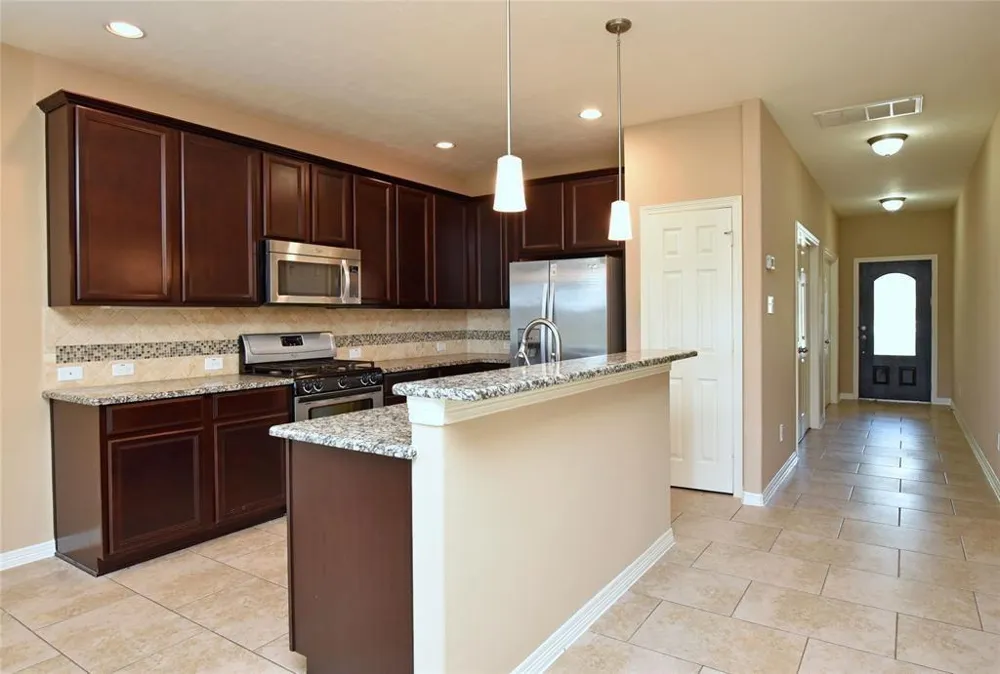4050 Calaway Oaks Lane Katy, TX 77494