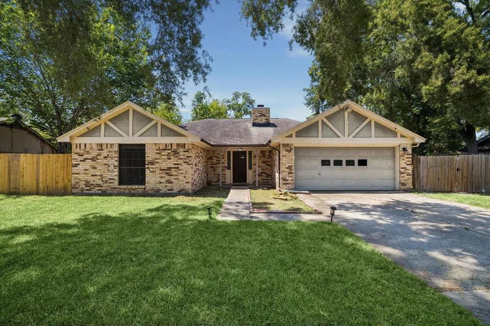 15919 Boatswain Court Crosby, TX 77532