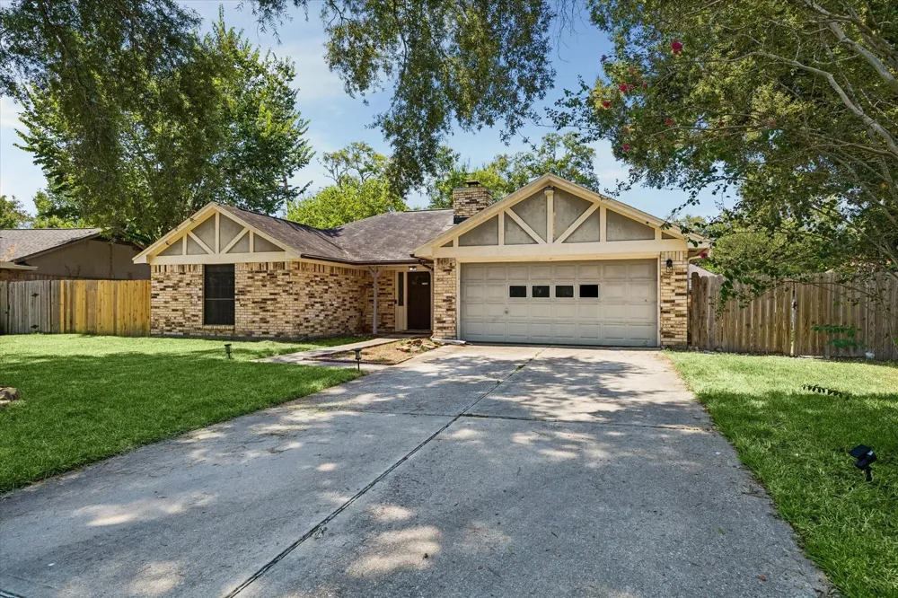 15919 Boatswain Court Crosby, TX 77532