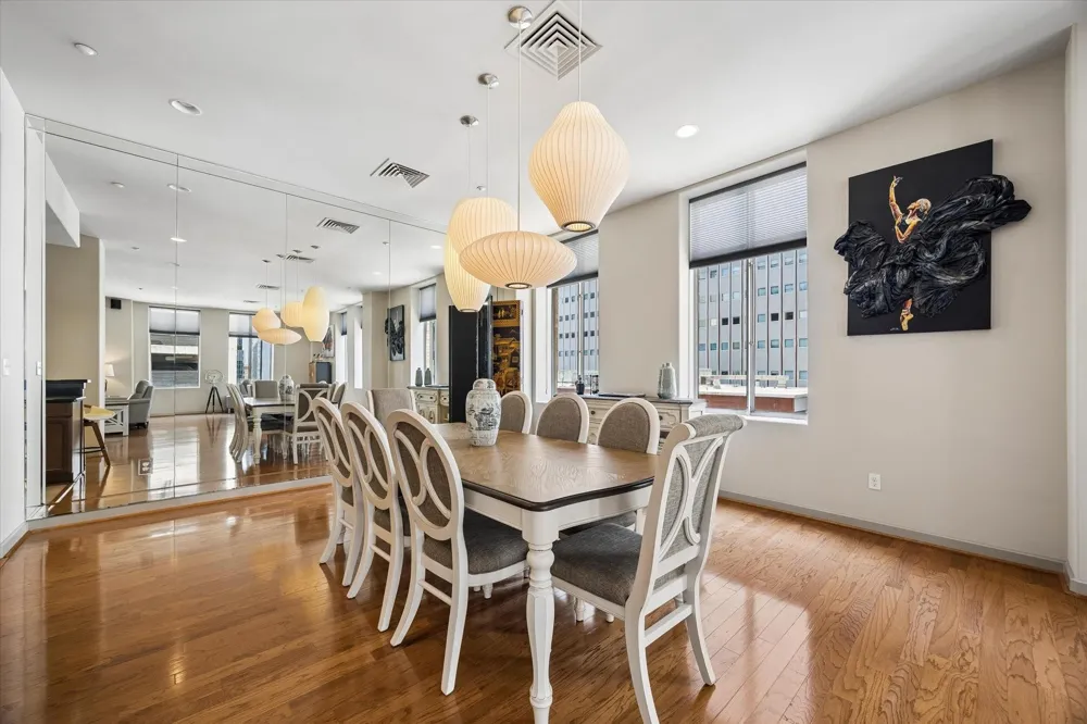 914 Main Street #801 Houston, TX 77002